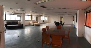 Sala ampla com 297 m² no Prédio The Centrus Tower.