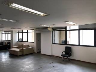 Sala ampla com 297 m² no Prédio The Centrus Tower.