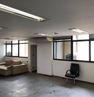 Sala ampla com 297 m² no Prédio The Centrus Tower.