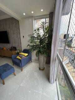 Belo apartamento com 3 quartos.