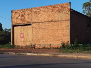 Ótimo barracão com 200 m².