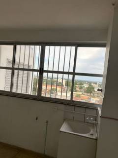 Ótimo apartamento com 3 quartos.