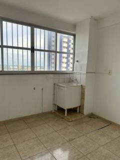 Ótimo apartamento com 3 quartos.
