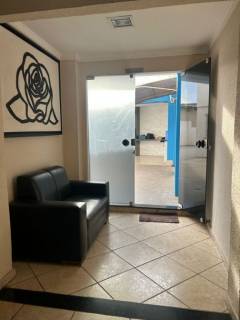 Ótimo apartamento com 3 quartos.