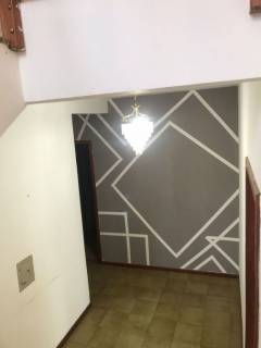 Belo sobrado com 4 quartos.