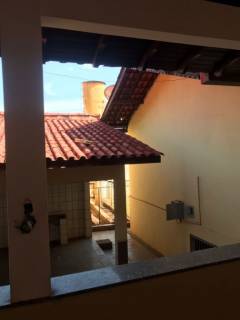 Belo sobrado com 4 quartos.