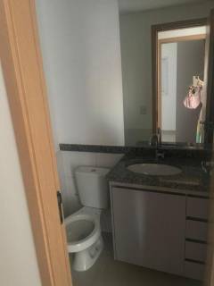 Belo apartamento com 2 quartos no Edifício Villagio Calábria.