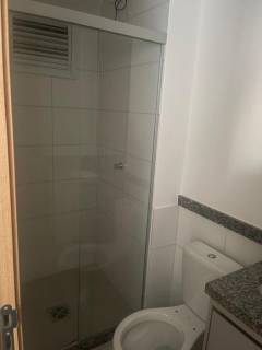 Belo apartamento com 2 quartos no Edifício Villagio Calábria.