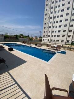Belo apartamento com 2 quartos.