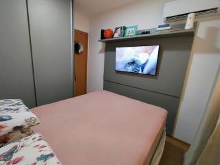 Belo apartamento com 2 quartos.