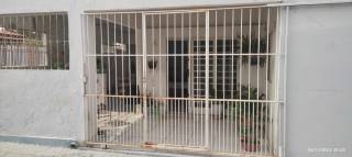 Ótima casa com 4 quartos
