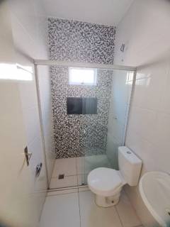 Ótima casa com 2 quartos.