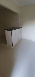 Ótima casa com 2 quartos.