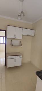 Ótima casa com 2 quartos.