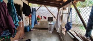 Ótima casa com 2 quartos.