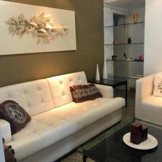 Excelente apartamento com 5 quartos.