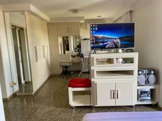 Excelente apartamento com 5 quartos.