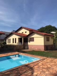 Sobrado com 4 quartos e 2 Suítes