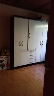 Ótima casa com 2 quartos.