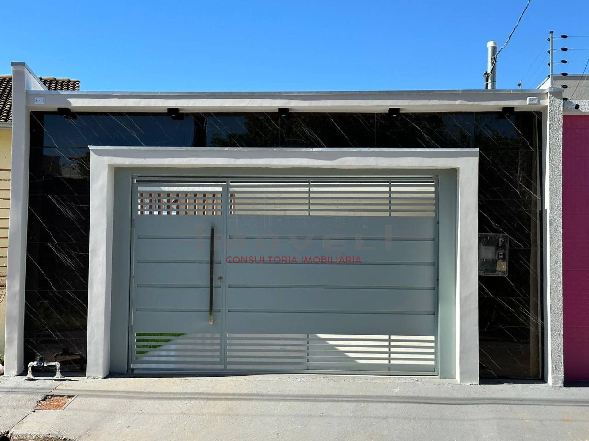 Bela casa com 3 quartos.