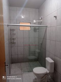 Ótima casa com 2 quartos.