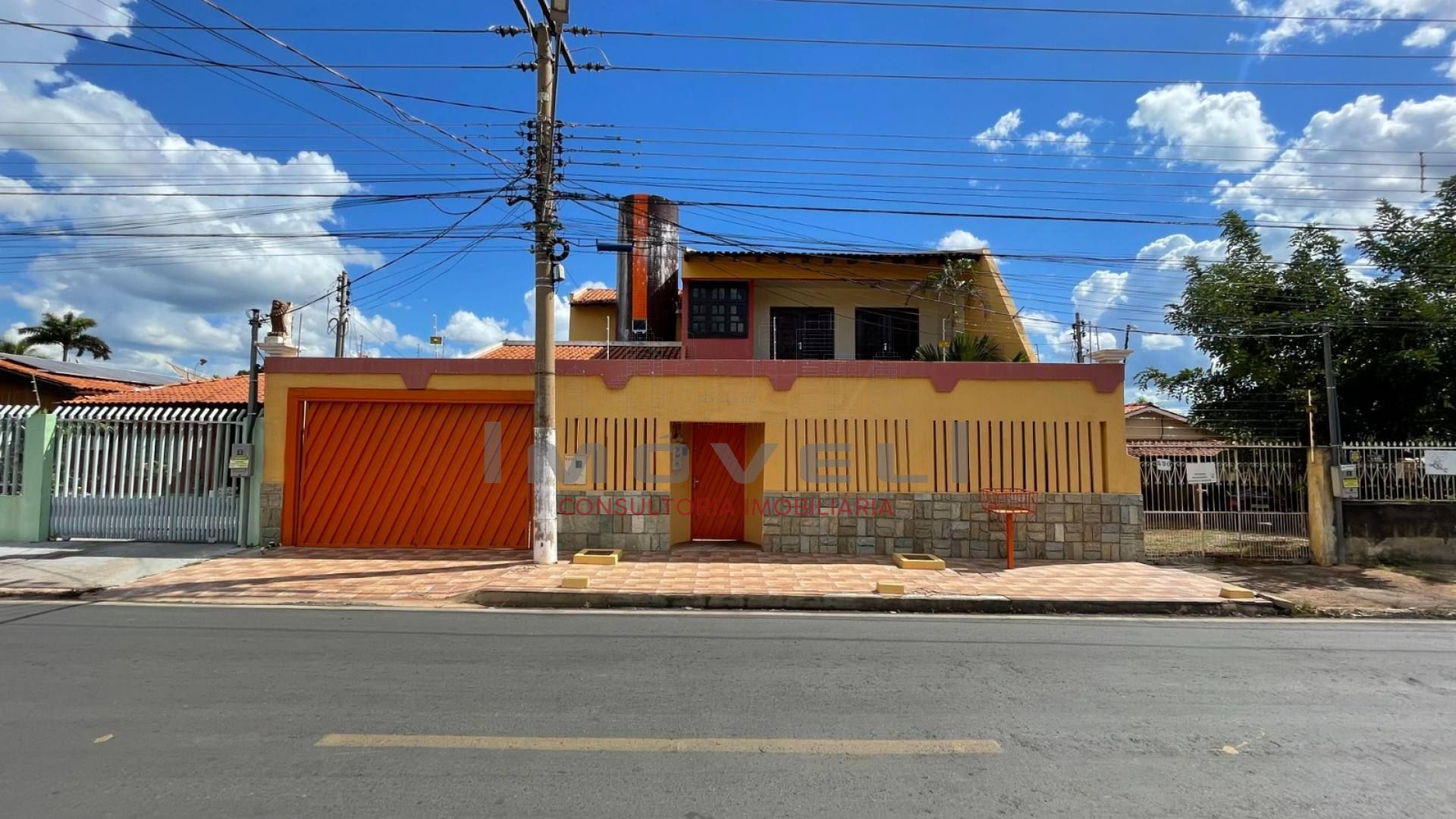 Belo Sobrado com 3 suítes.