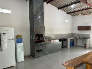 Casa em sítio com 2 quartos.