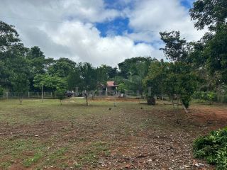 Casa em sítio com 2 quartos.