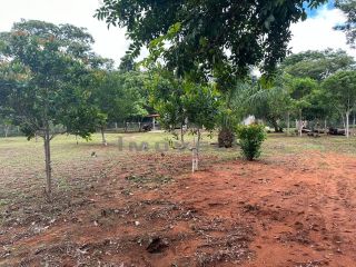 Casa em sítio com 2 quartos.