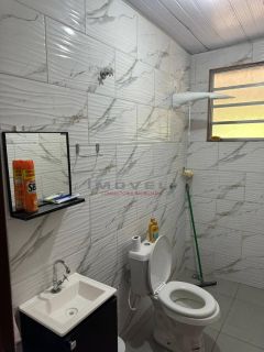 Casa em sítio com 2 quartos.