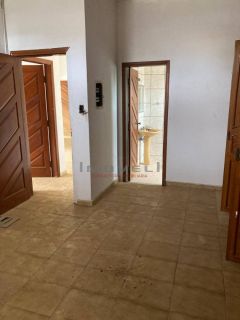 Belo sobrado com 4 quartos.