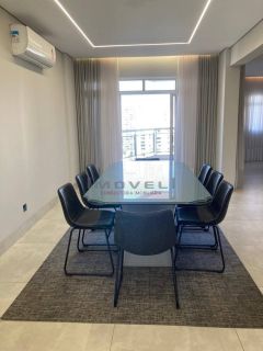 Belo apartamento com 3 suítes.