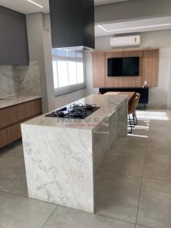 Belo apartamento com 3 suítes.