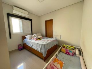 Linda Casa no Condomínio Ilda Rissato
