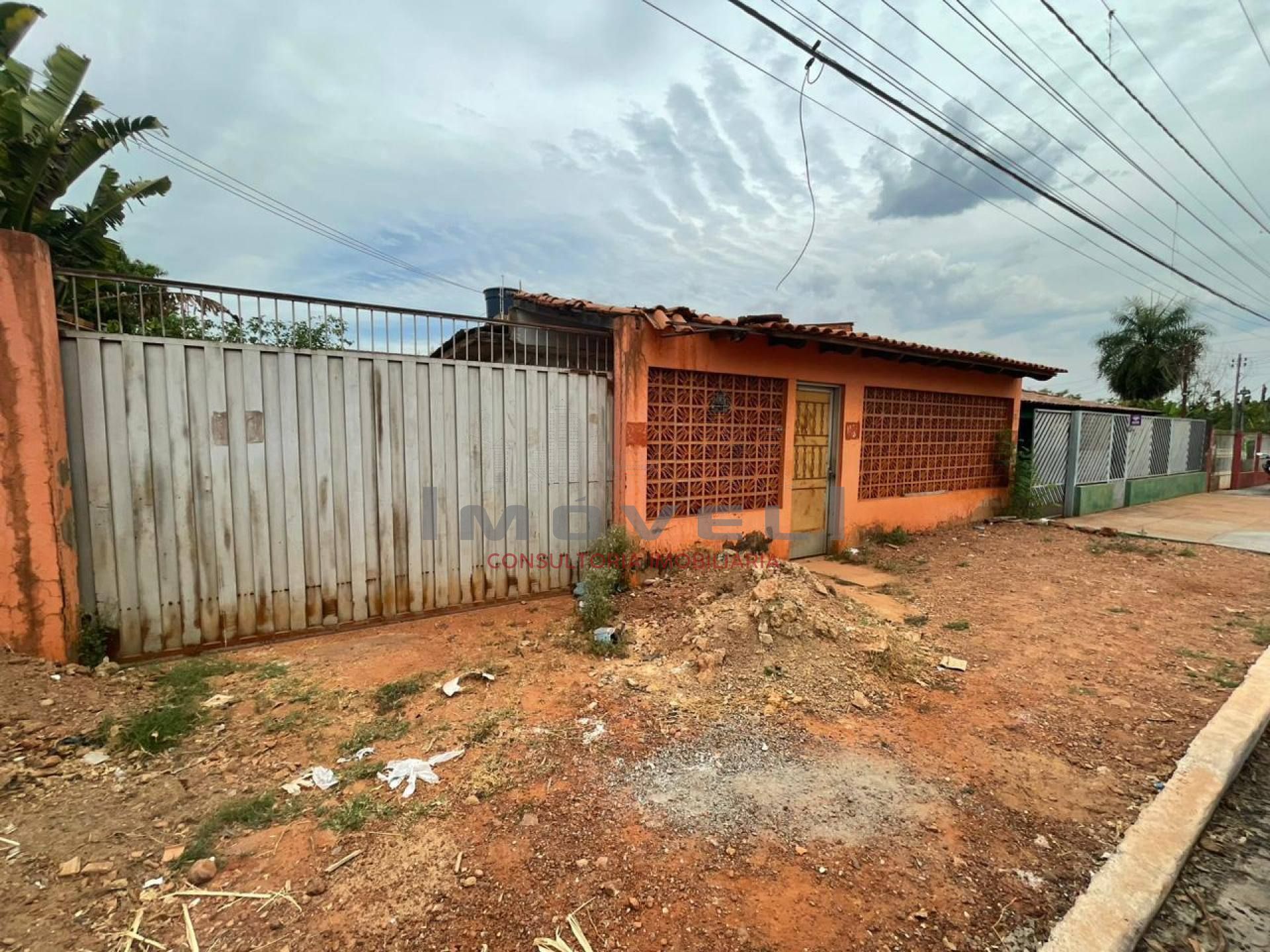 Ótima casa com 3 quartos.