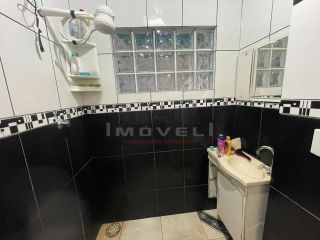 Ótima casa com 3 quartos.