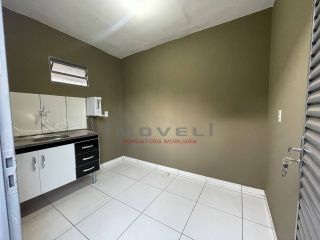 Sala comercial com 40 m² na Avenida Júlio Domingos de Campos