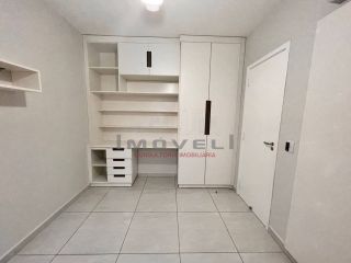 Belíssimo apartamento com 3 quartos.