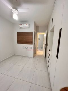 Belíssimo apartamento com 3 quartos.