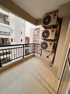 Belíssimo apartamento com 3 quartos.