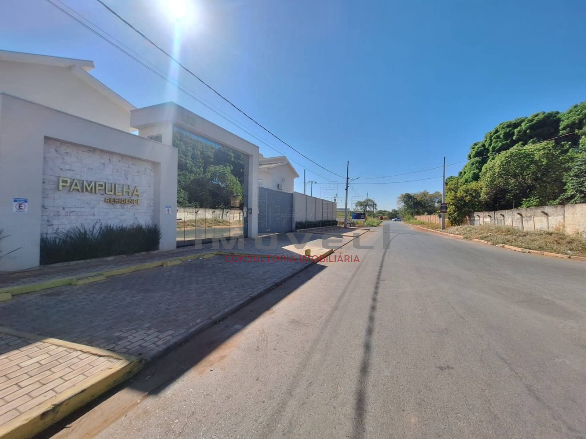 Belo sobrado com 3 quartos.