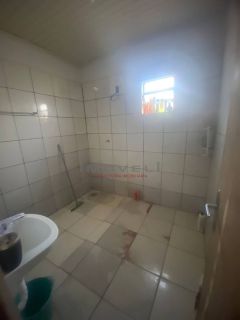Ótima casa com 3 quartos.
