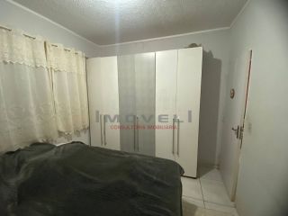 Ótima casa com 2 quartos.