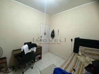 Ótima casa com 2 quartos.