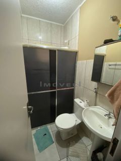 Ótima casa com 2 quartos.