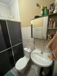 Ótima casa com 2 quartos.