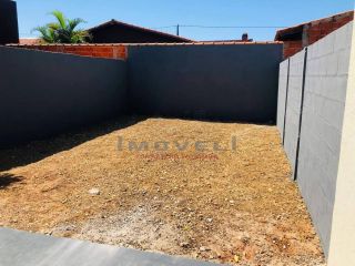 Casa com 2 quartos no Novo  mundo