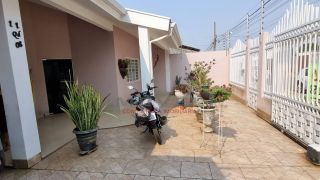 Casa Para Venda com 4 quartos sendo uma suite , localizada a poucos metros da Avenida Arthur Bernardes !