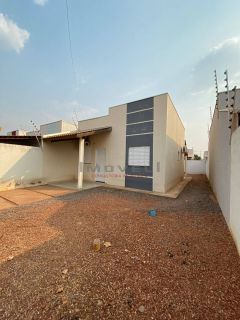 Linda casa com 2 quartos à venda !!!
