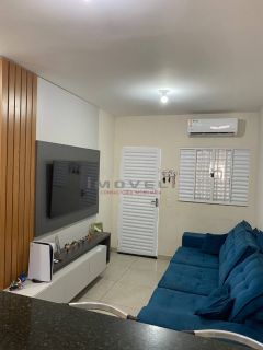 Linda casa com 2 quartos à venda !!!